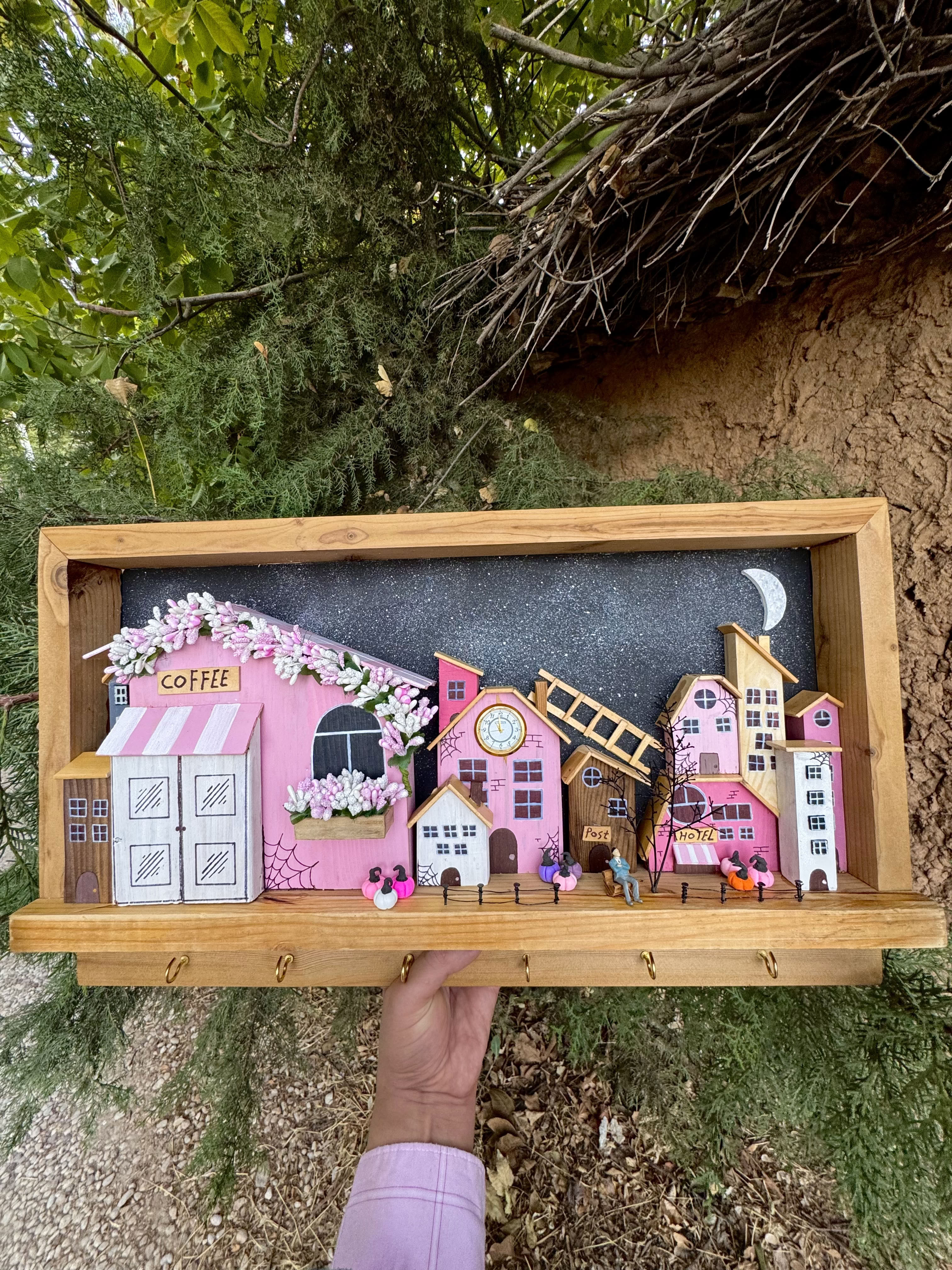 ساختهشده با دست